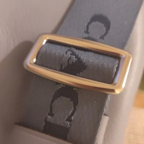 Coach Pace Baby Blue Hobo Bag Logo Strap Crosbody Silver Tone Stage Coach EUC - Picture 9 of 11